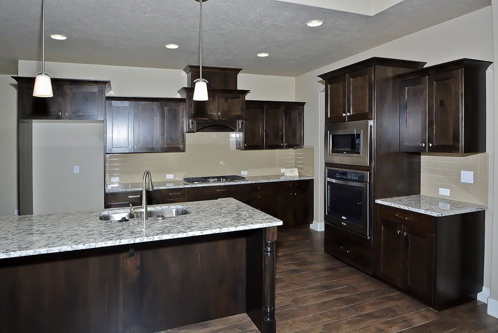 2772 E Rochester Ct - Photo 7 of 32