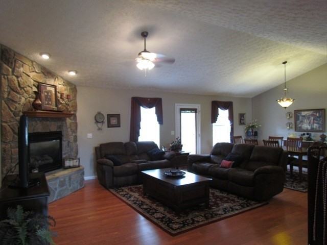 120 Ridgeview Dr - Photo 5 of 50