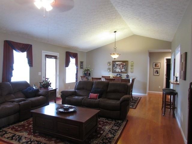 120 Ridgeview Dr - Photo 6 of 50