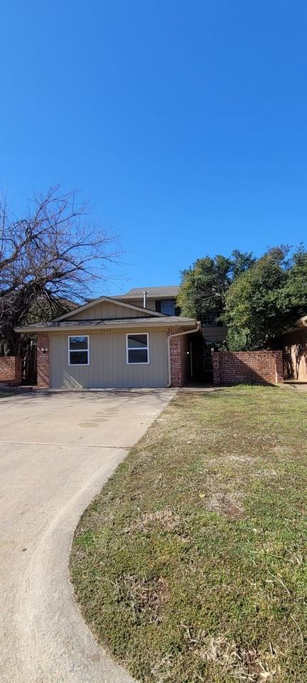 7217 Edenborough Dr - Photo 2 of 36