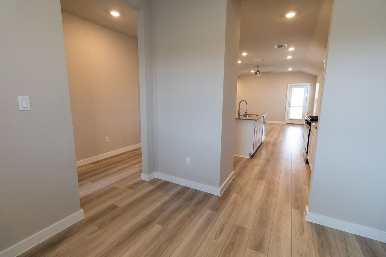 325 Coda Xing - Photo 5 of 24