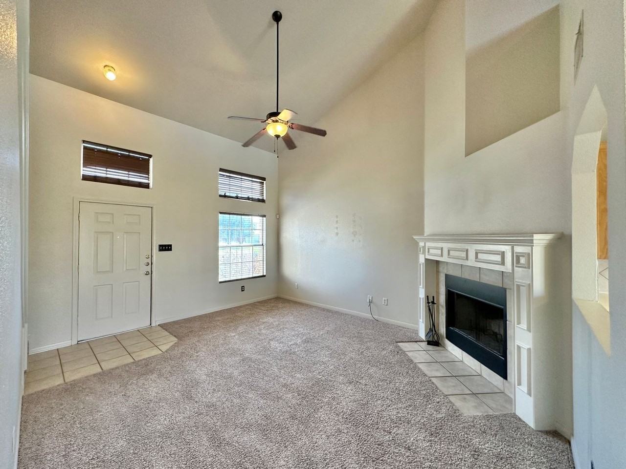 4503 Indigo Dr - Photo 4 of 27