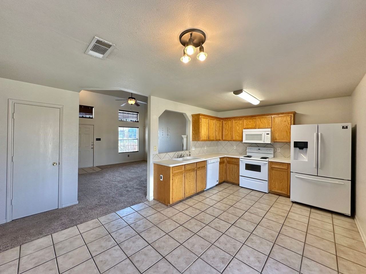 4503 Indigo Dr - Photo 6 of 27