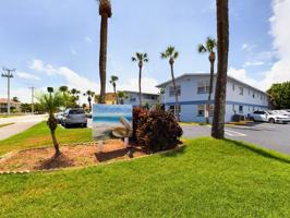 featured image of 7165 Ridgewood Ave #7