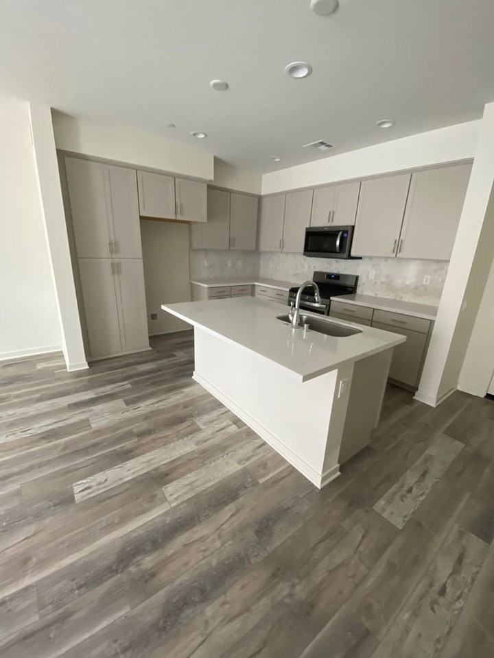 105 Red Brick Dr #3 - Photo 6 of 21