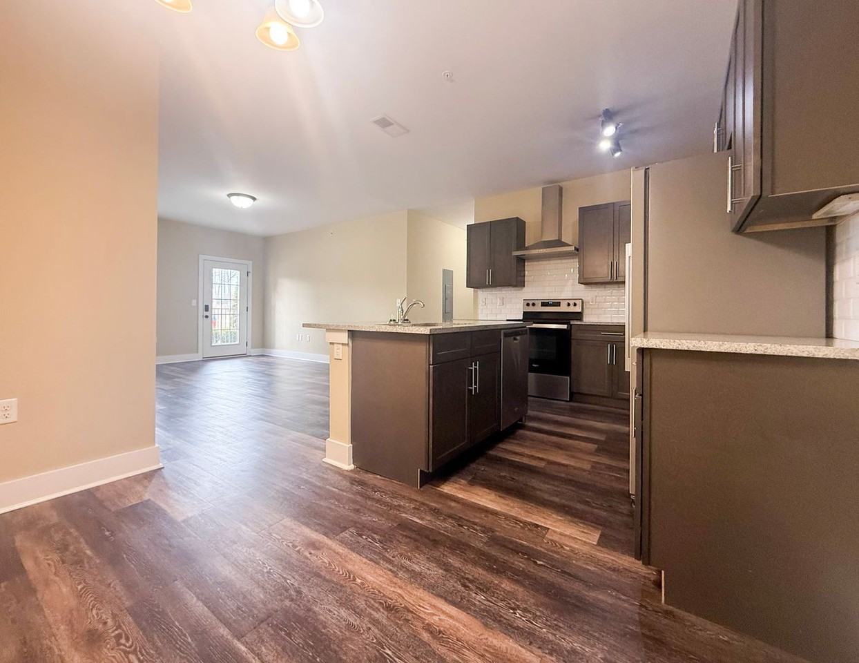 Dry Valley - Photo 3 of 50