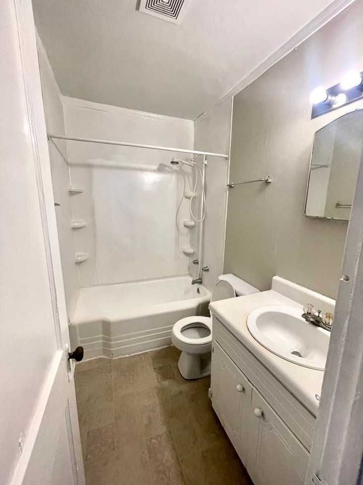 830 Lockwood Ave - Photo 7 of 12