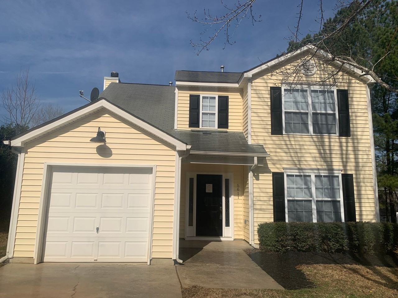 5611 Sojourn Dr - Photo 2 of 46