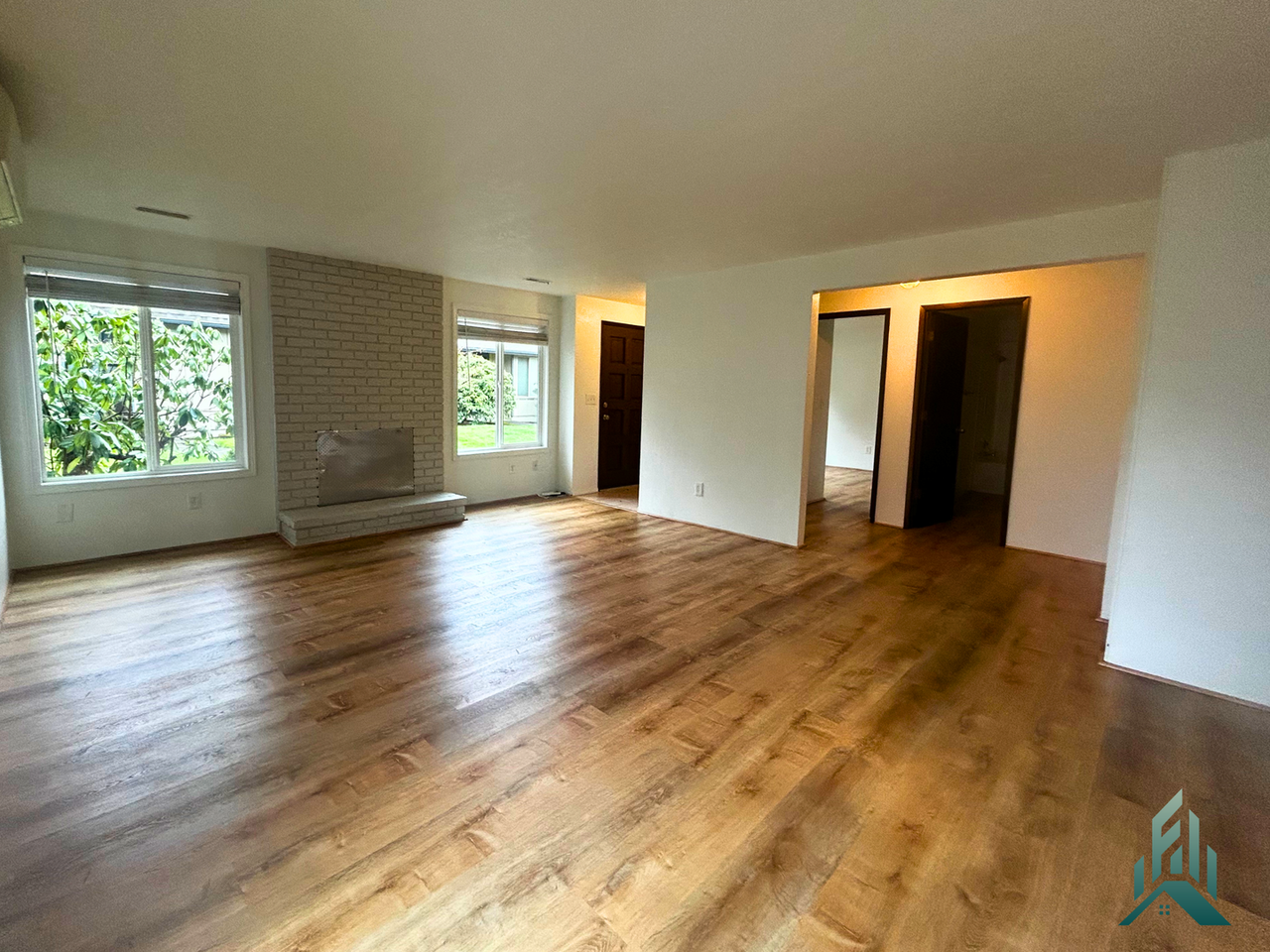 2928 Nw 29th St - Photo 3 of 17