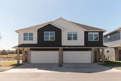 8819 Nw 109th Ln - Photo 1 of 1