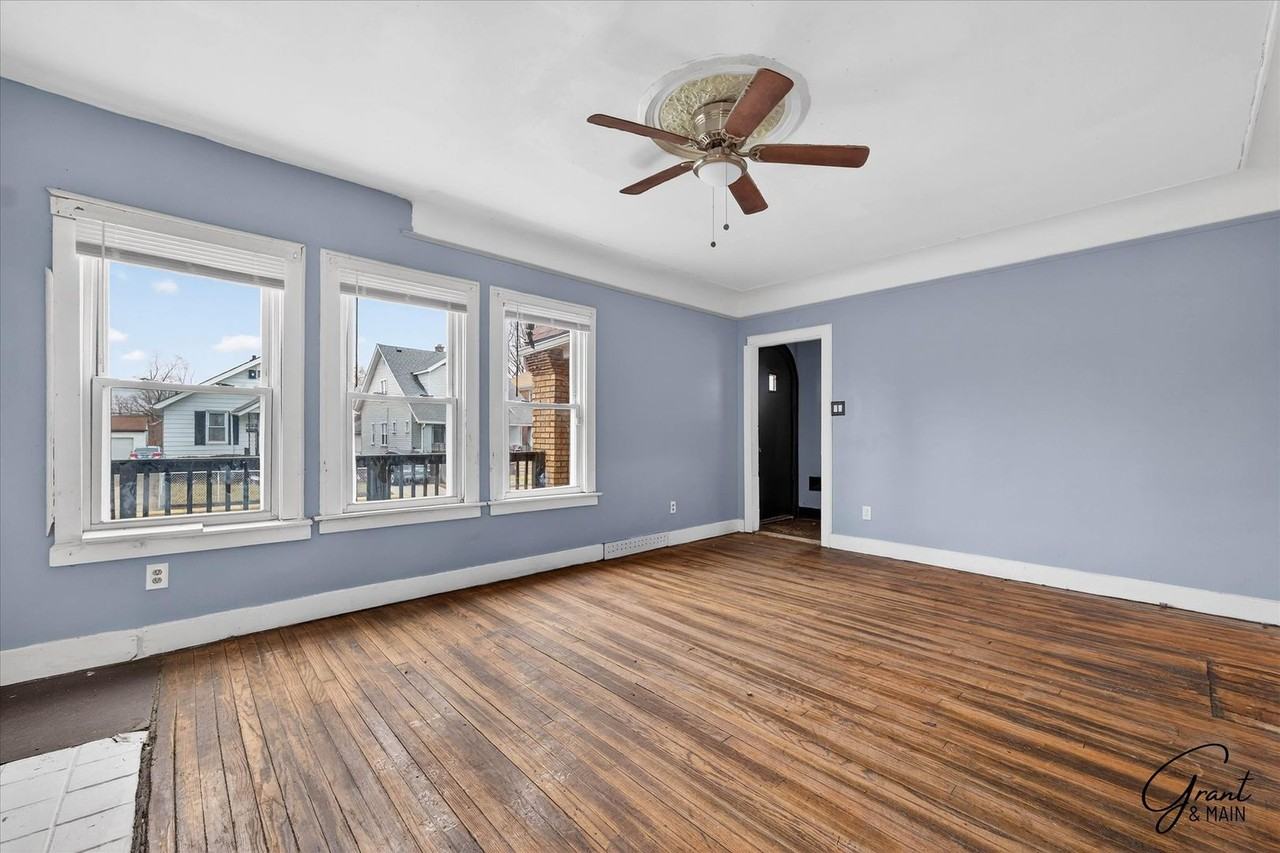 12875 Steel St - Photo 4 of 28