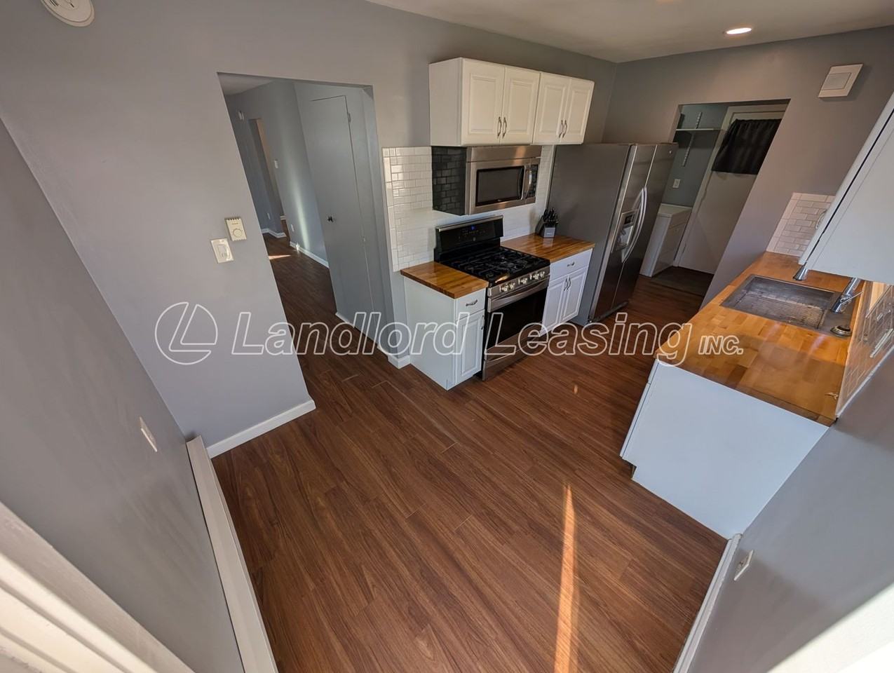 653 Weller Rd - Photo 5 of 16