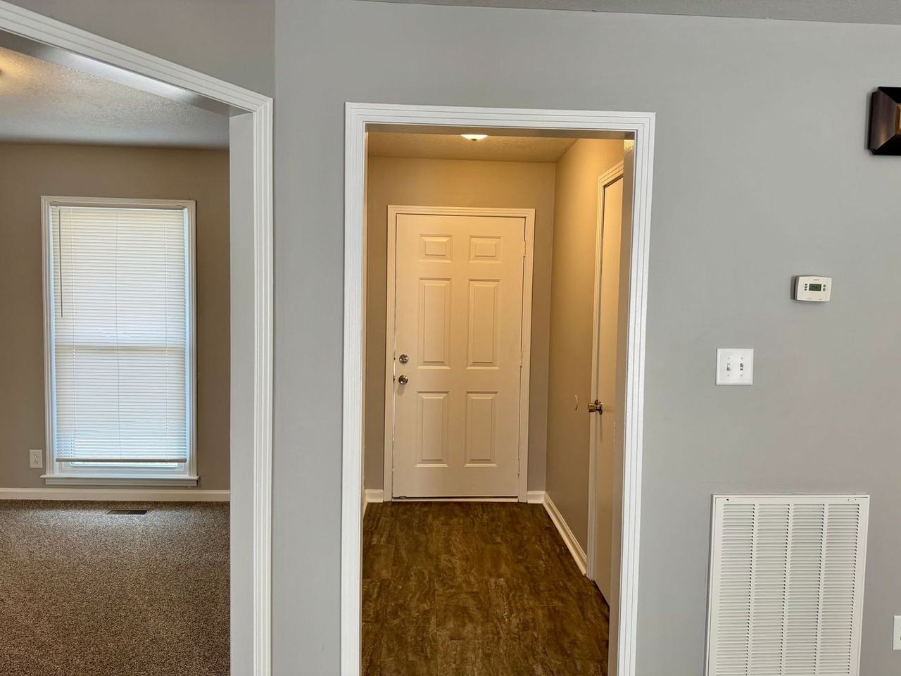 206 Millstone Cir - Photo 3 of 23