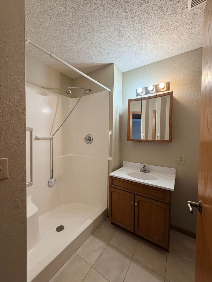 Birch Street Townhomes - Photo 5 of 16