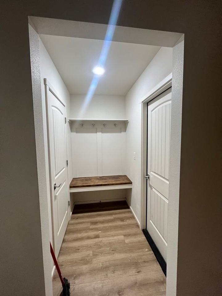 1107 E La Brea Ave - Photo 5 of 31