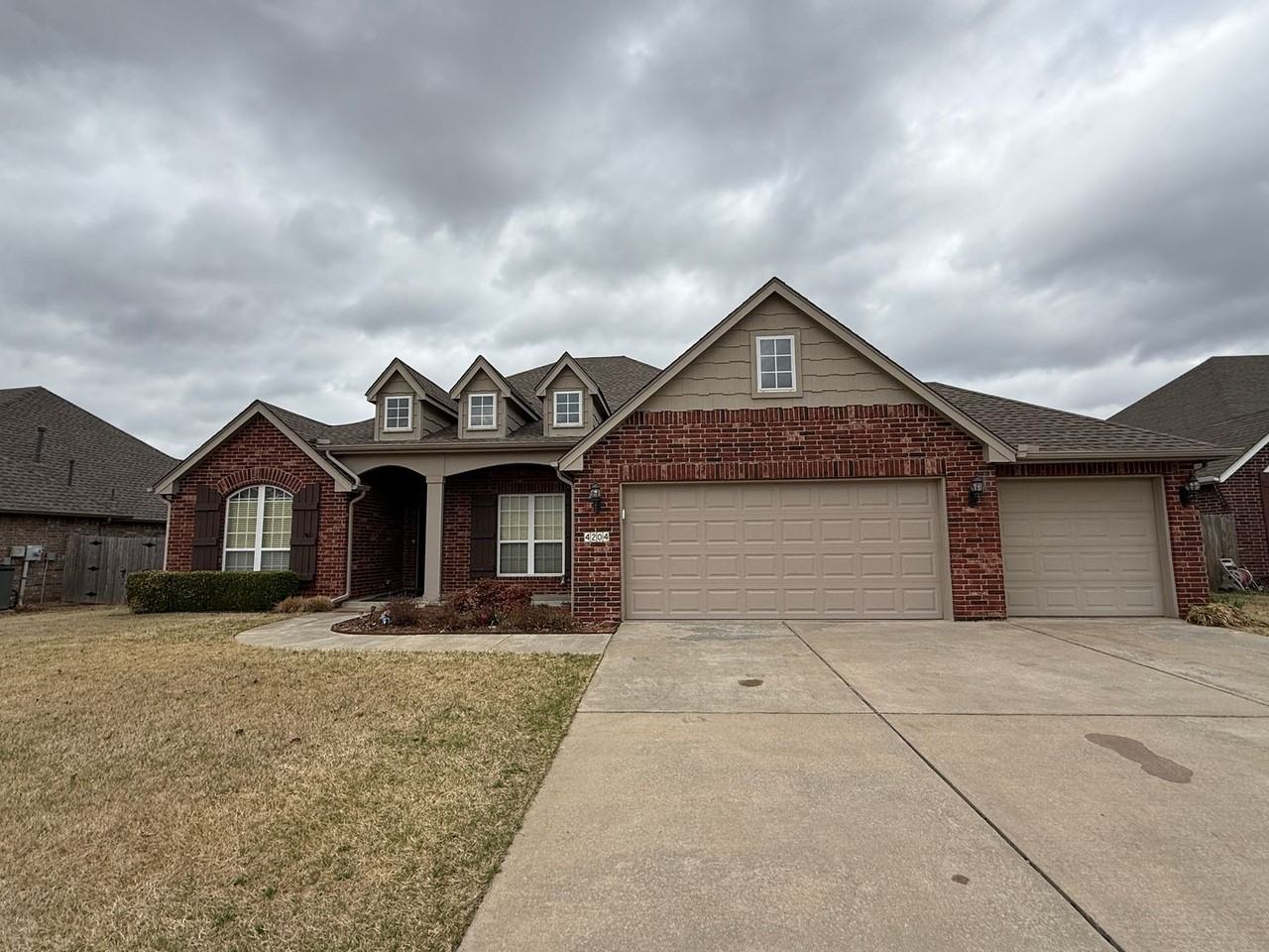 4204 W Laredo St - Photo 3 of 49