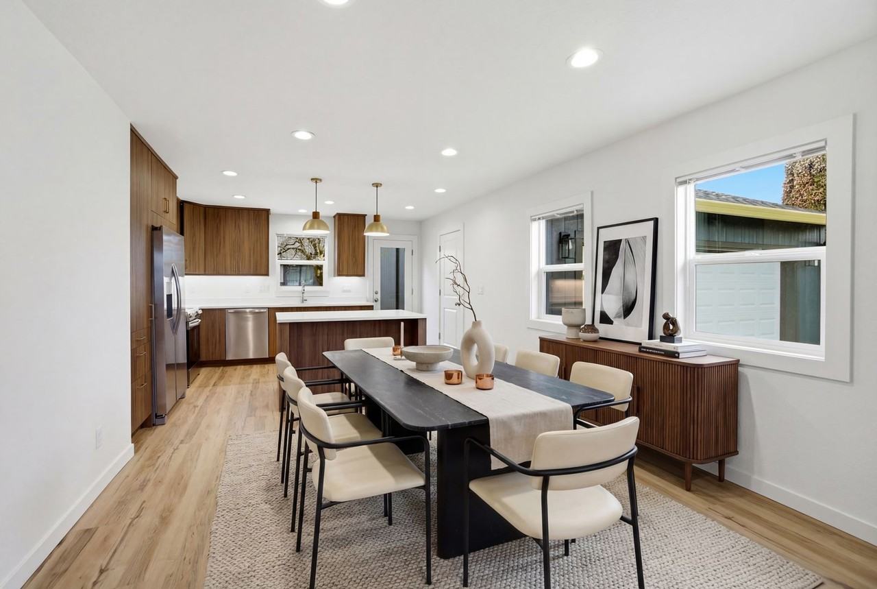 3640 Brooks Ave Ne - Photo 7 of 24