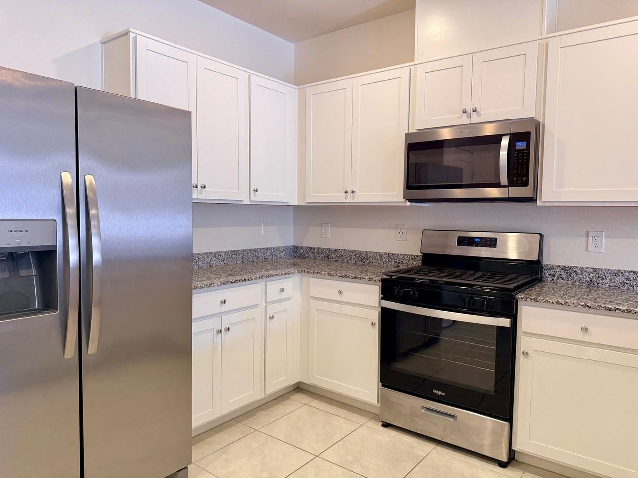 3432 Covilha Ln - Photo 7 of 24