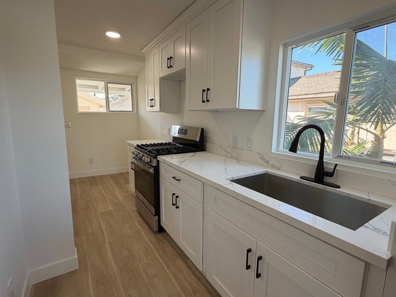 7707 Miramonte Blvd - Photo 2 of 12