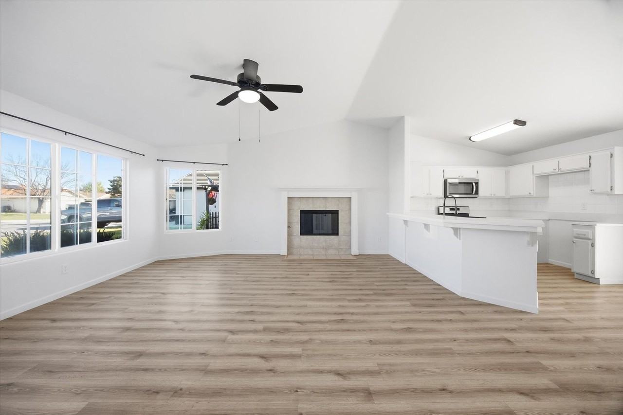 5717 Arc Dome Ave - Photo 5 of 23