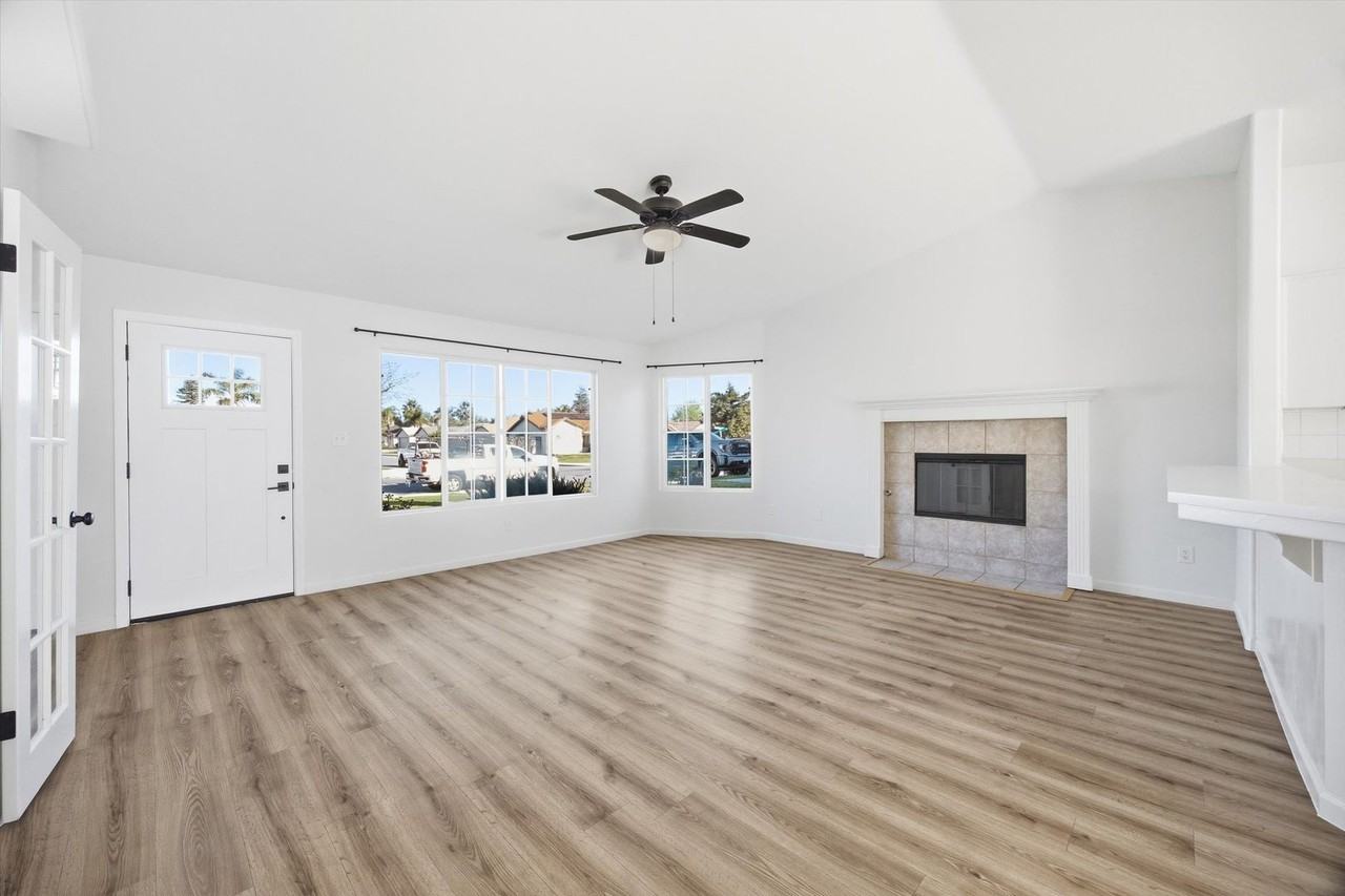 5717 Arc Dome Ave - Photo 6 of 23