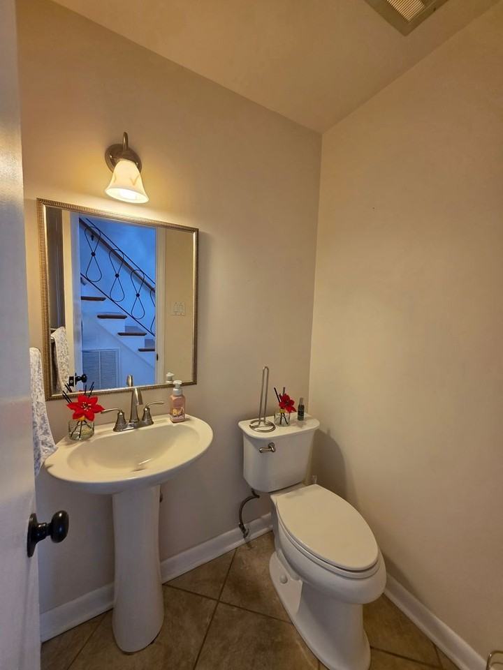 5316 Princess Anne Rd - Photo 7 of 35