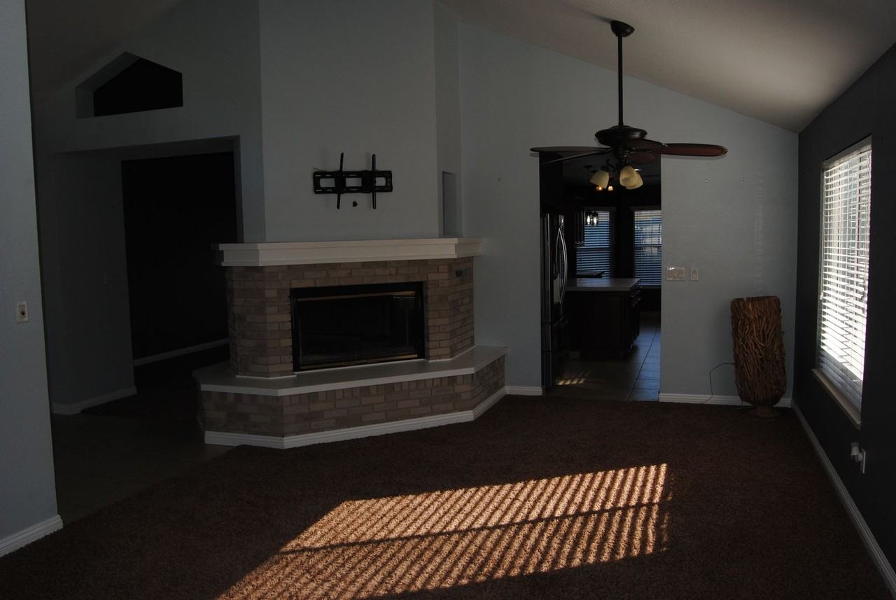 9305 Brookstone Ct - Photo 5 of 27