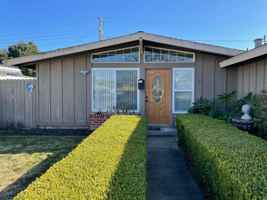 featured image of 1150 Pecos Way