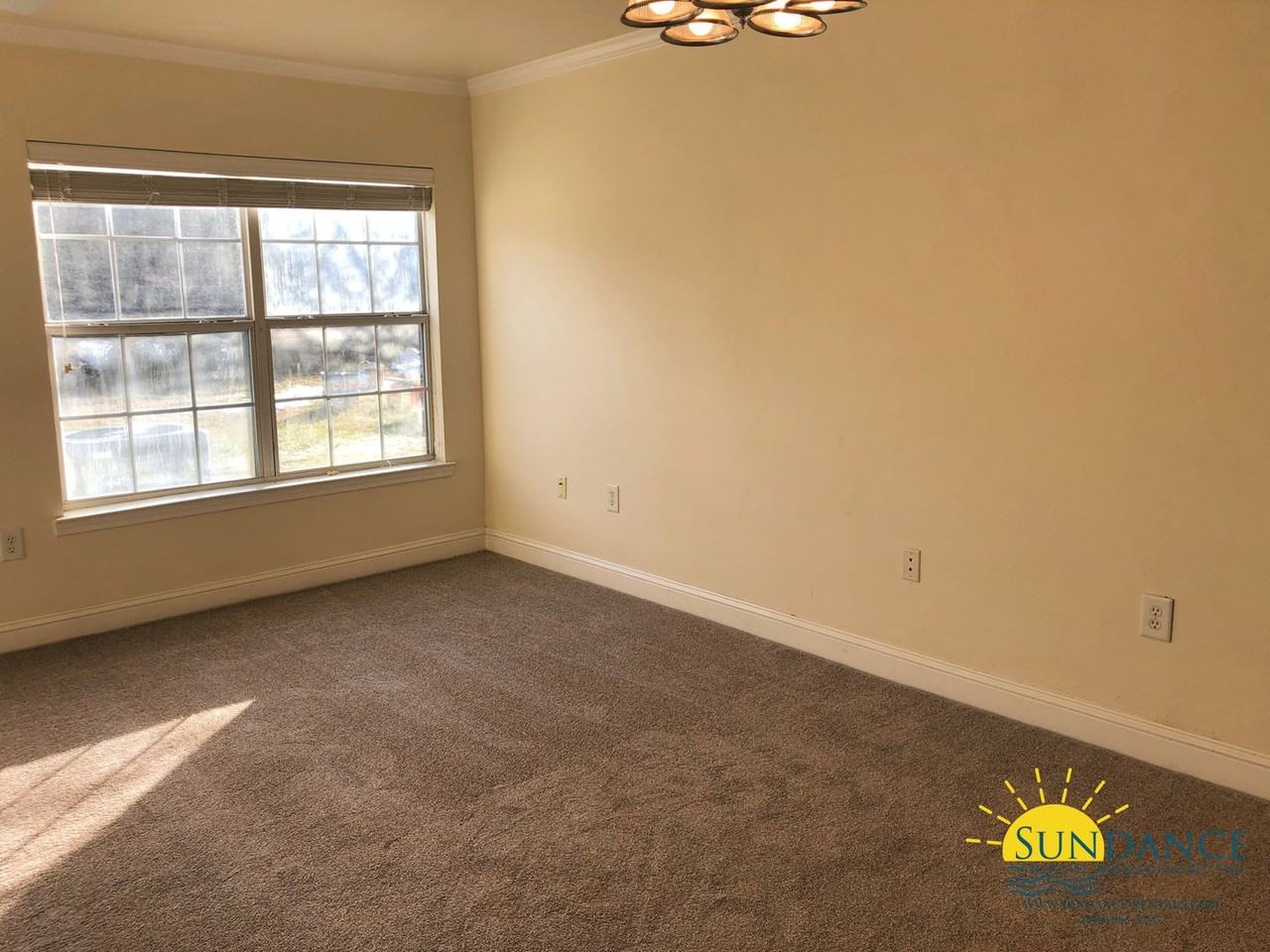 628 Wingspan Way - Photo 4 of 15