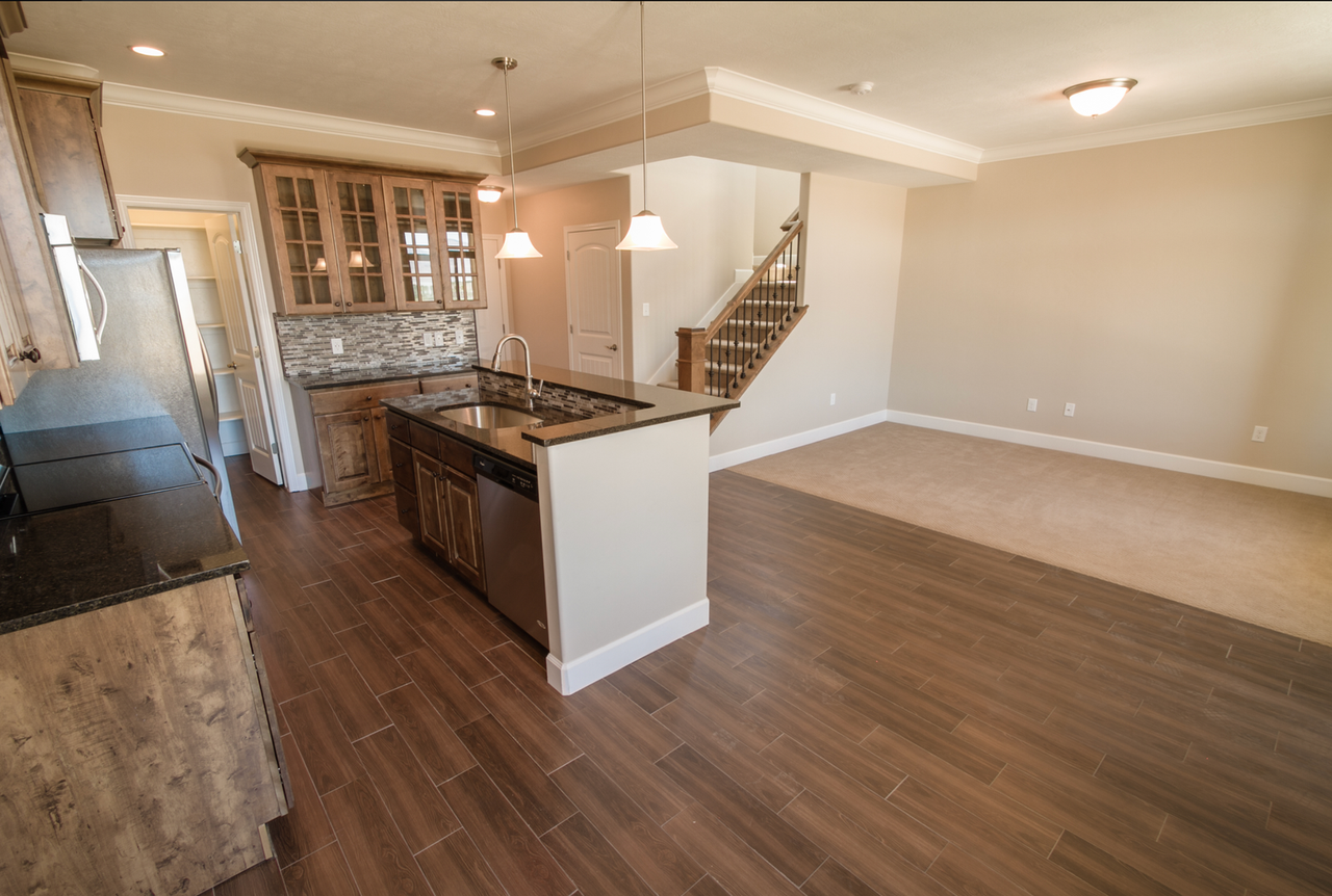 974 N 1030 W - Photo 4 of 19