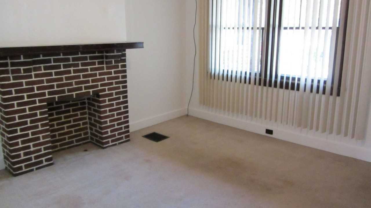 1845 Chislett St - Photo 4 of 10