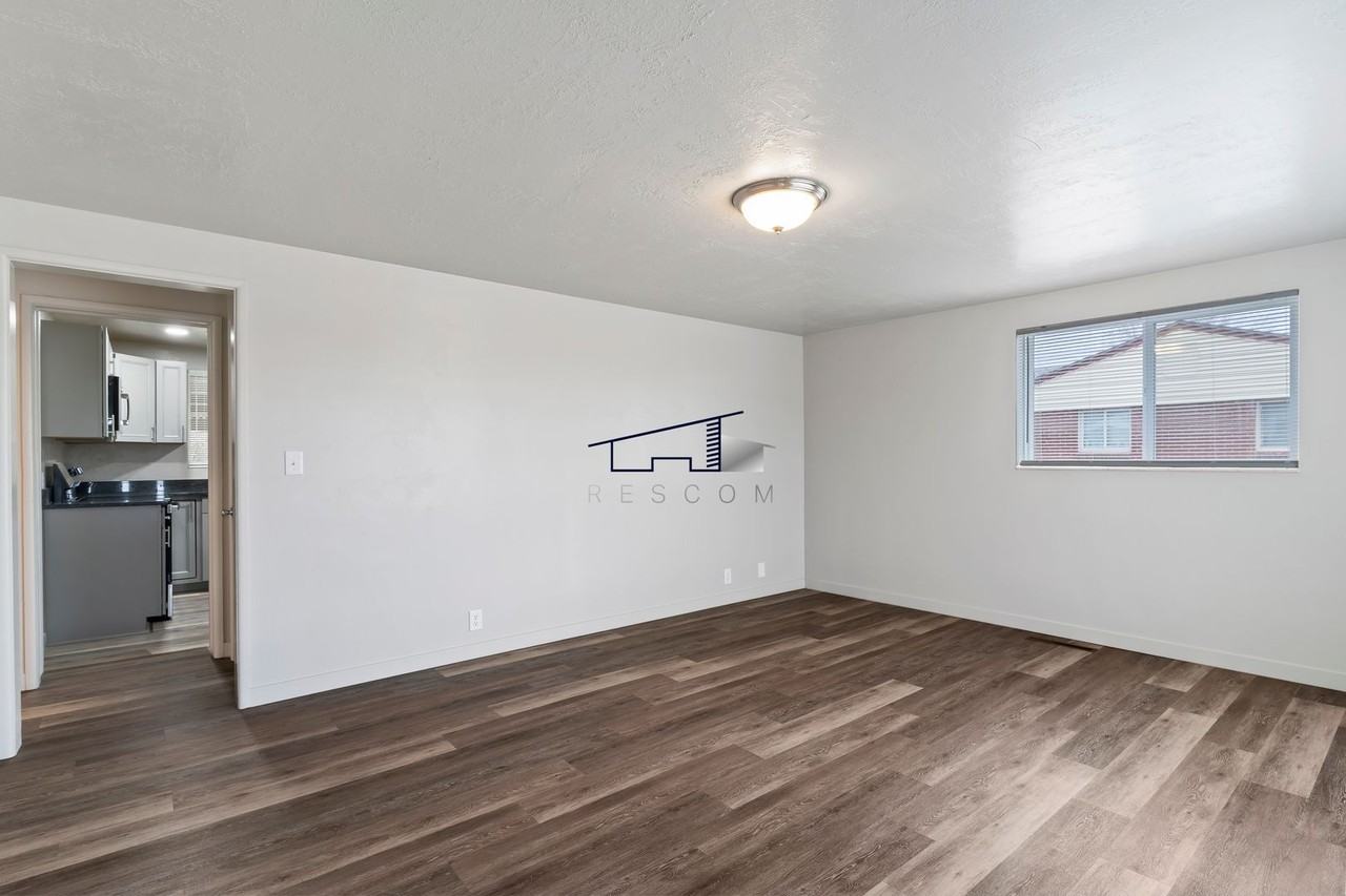 138 Lynnwood Dr - Photo 4 of 32