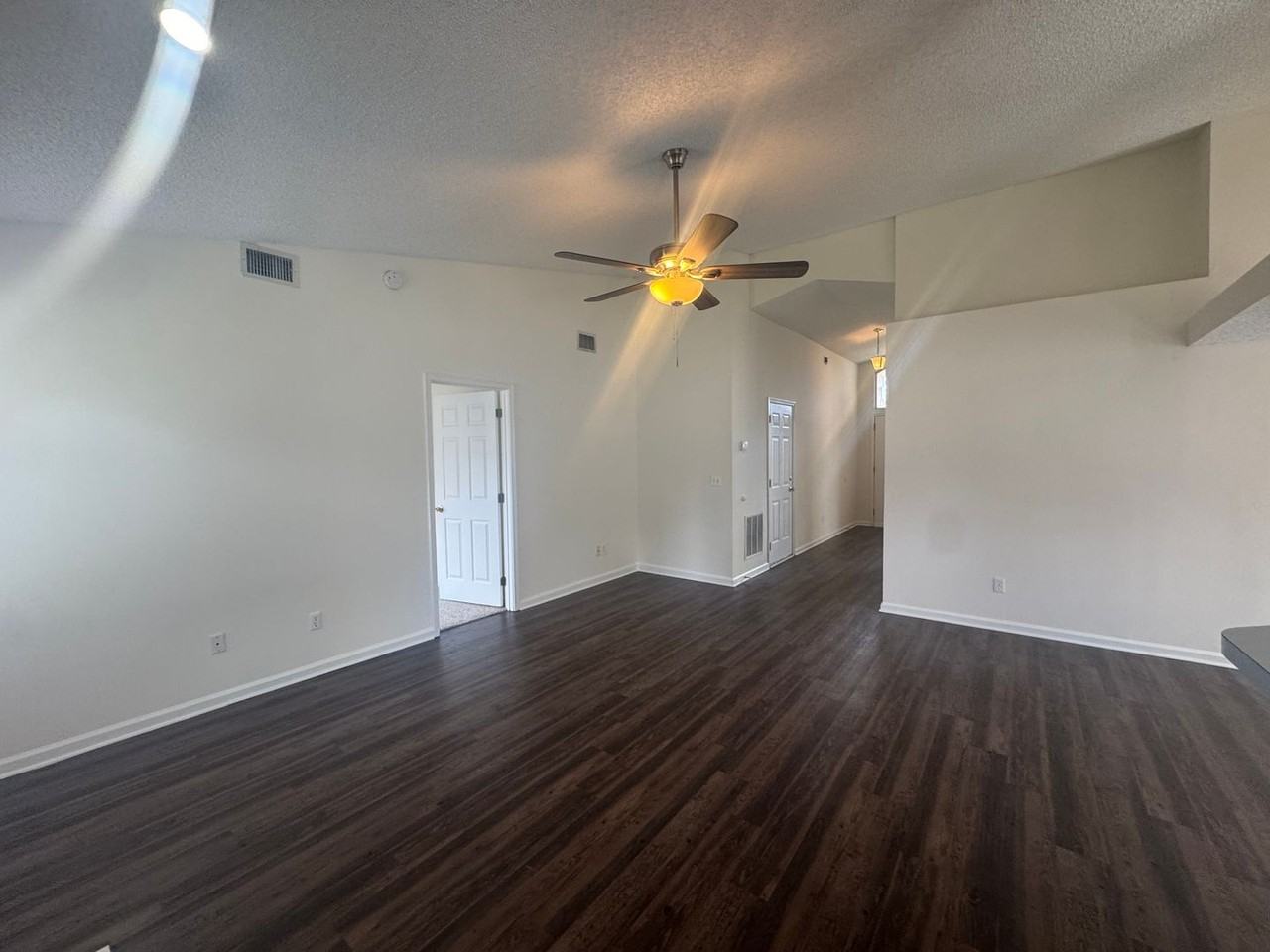 2528 Ambrosia Dr - Photo 2 of 15
