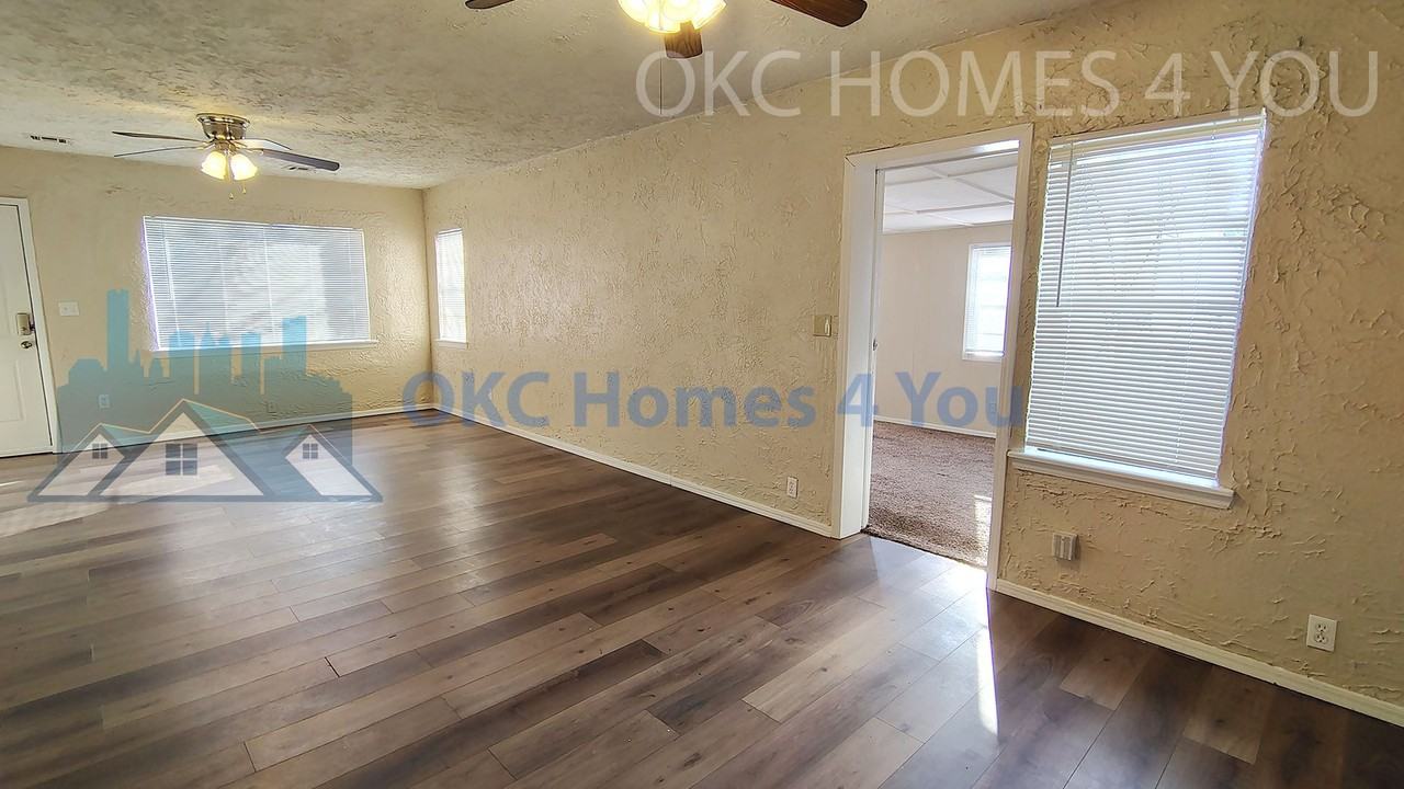 2935 Nw 20th St - Photo 5 of 40