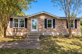 127 King Cole Dr - Photo 1 of 1