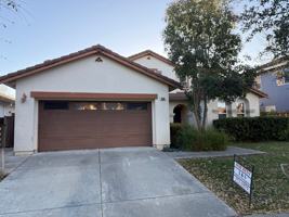 featured image of 3965 Collins St