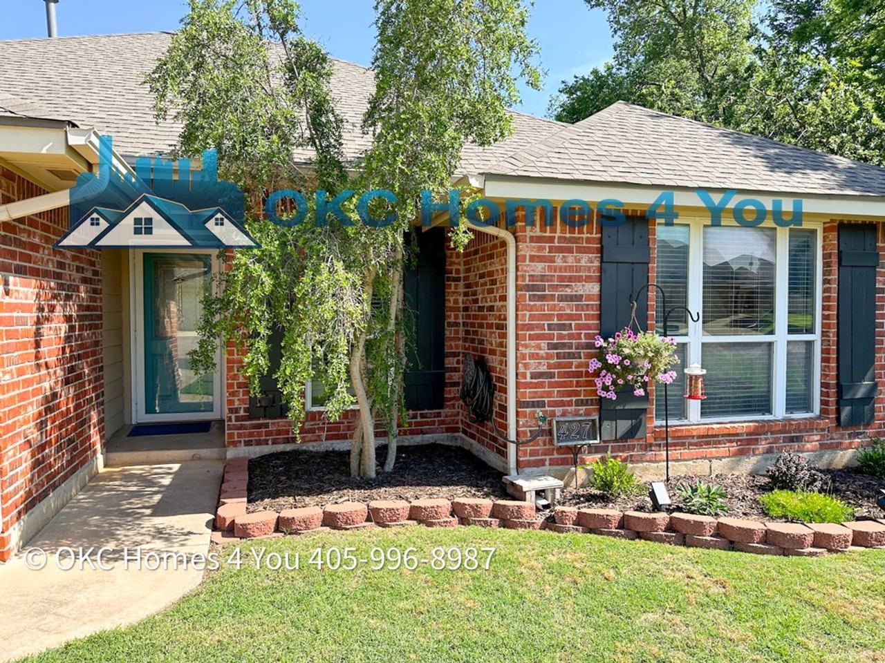 427 Bozeman Trl - Photo 3 of 33