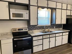 313 Callon St - Photo 1 of 1