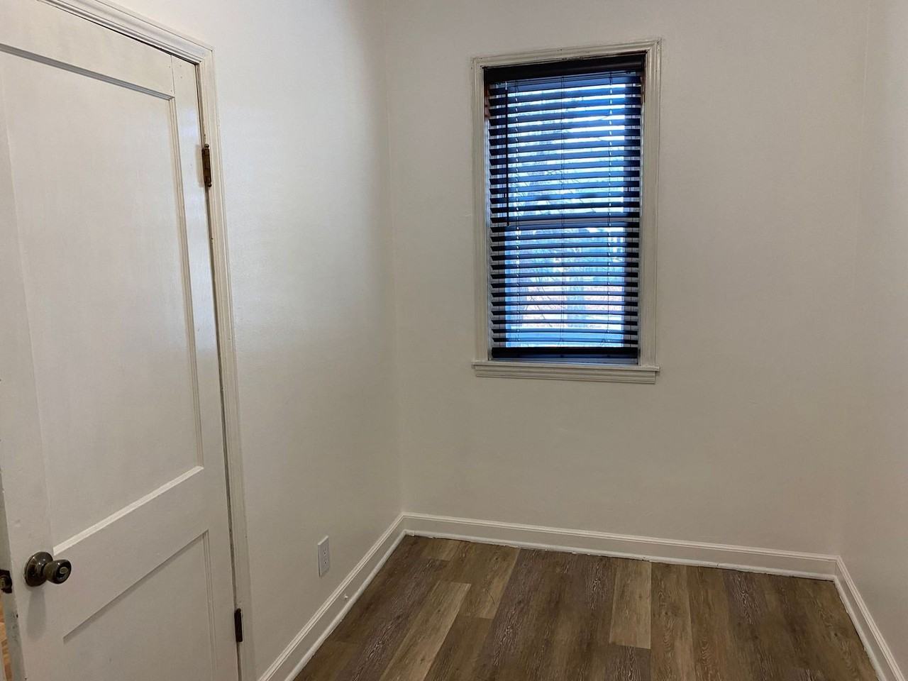 313 Callon St - Photo 6 of 22