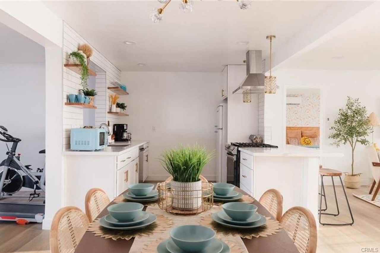 7795 Sunset Rd - Photo 4 of 25