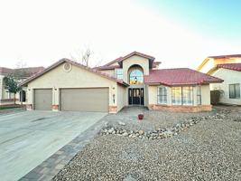 featured image of 946 N 59th St