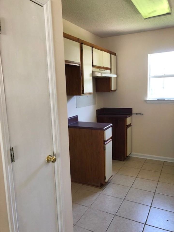 130 Finn Cir - Photo 4 of 20