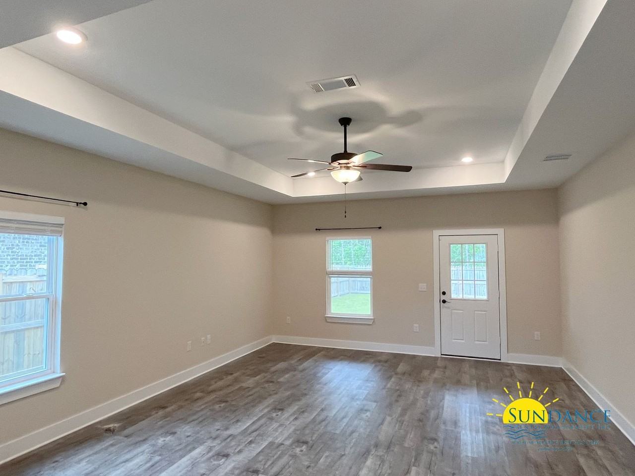 3015 N 33rd Ave - Photo 2 of 11