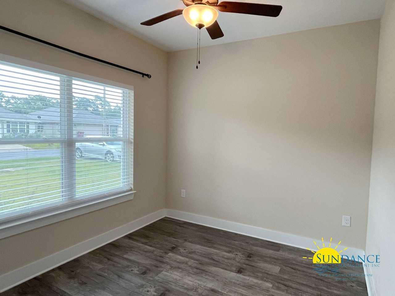 3015 N 33rd Ave - Photo 6 of 11