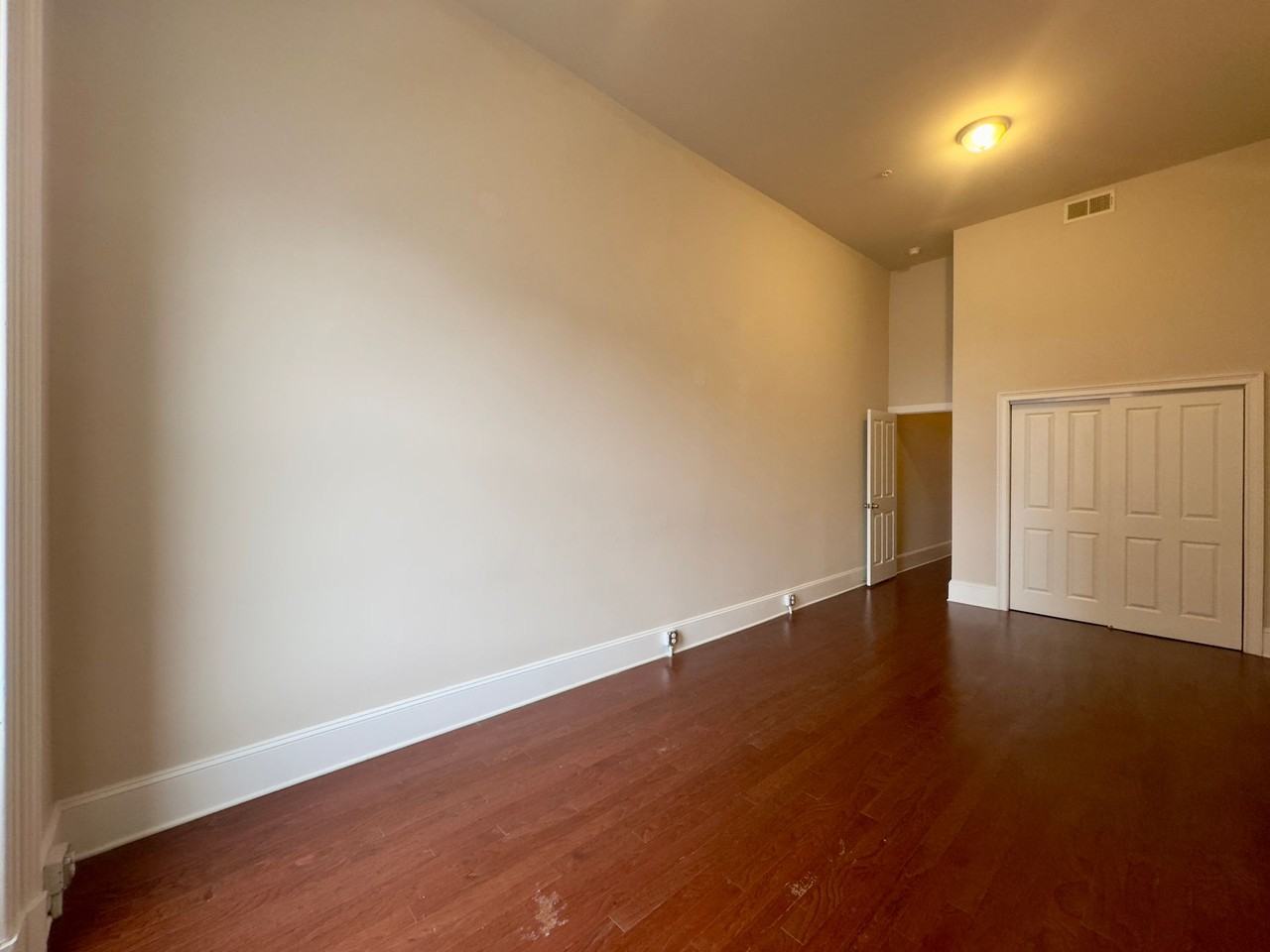 Apartment Units in Mt Vernon, Baltimore, MD! - Photo 4 of 16