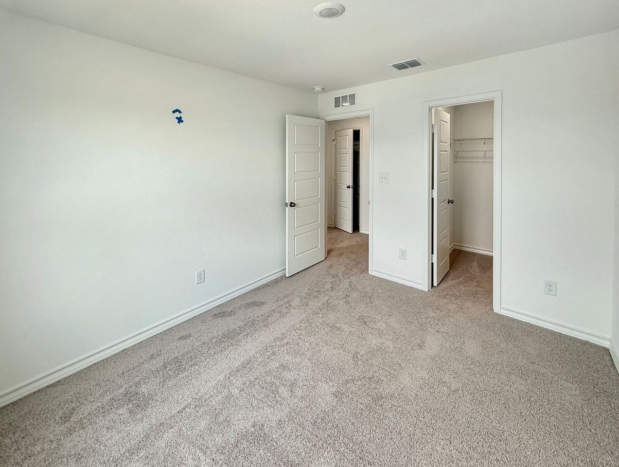 930 Bluegrass Pt - Photo 5 of 39