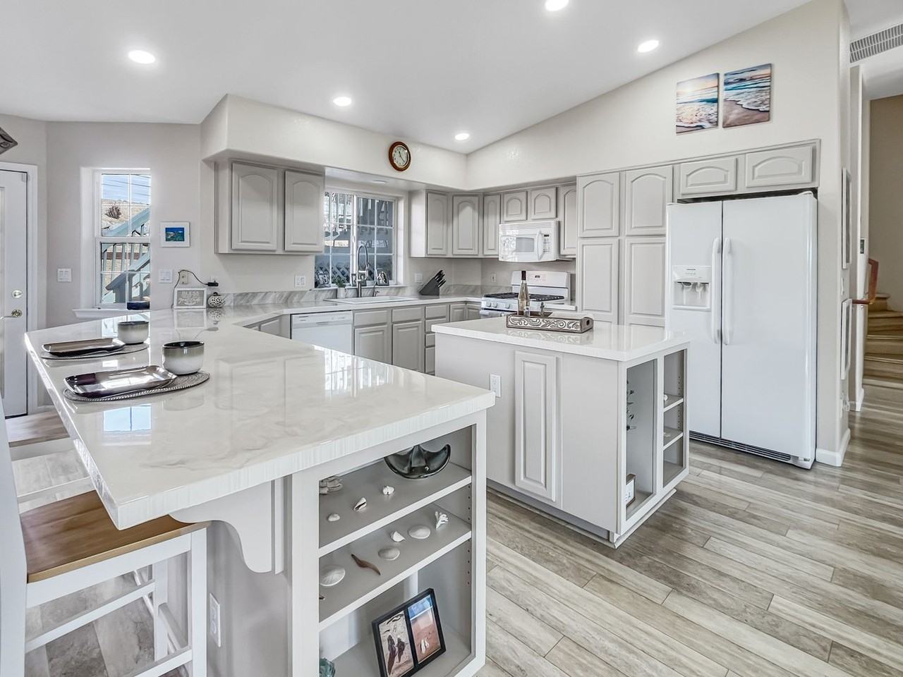 1492 Giannotti Dr - Photo 4 of 22