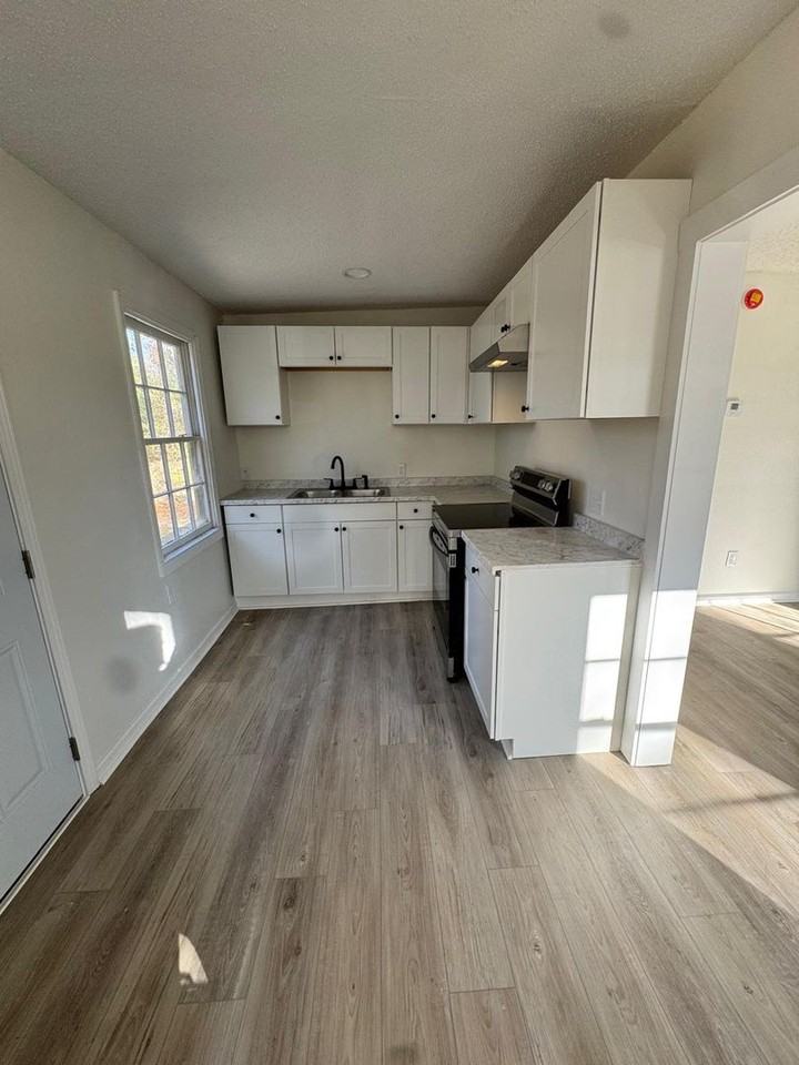 2005 W Mott Dr - Photo 3 of 12