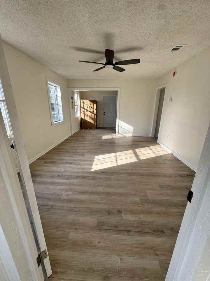 2005 W Mott Dr - Photo 6 of 12