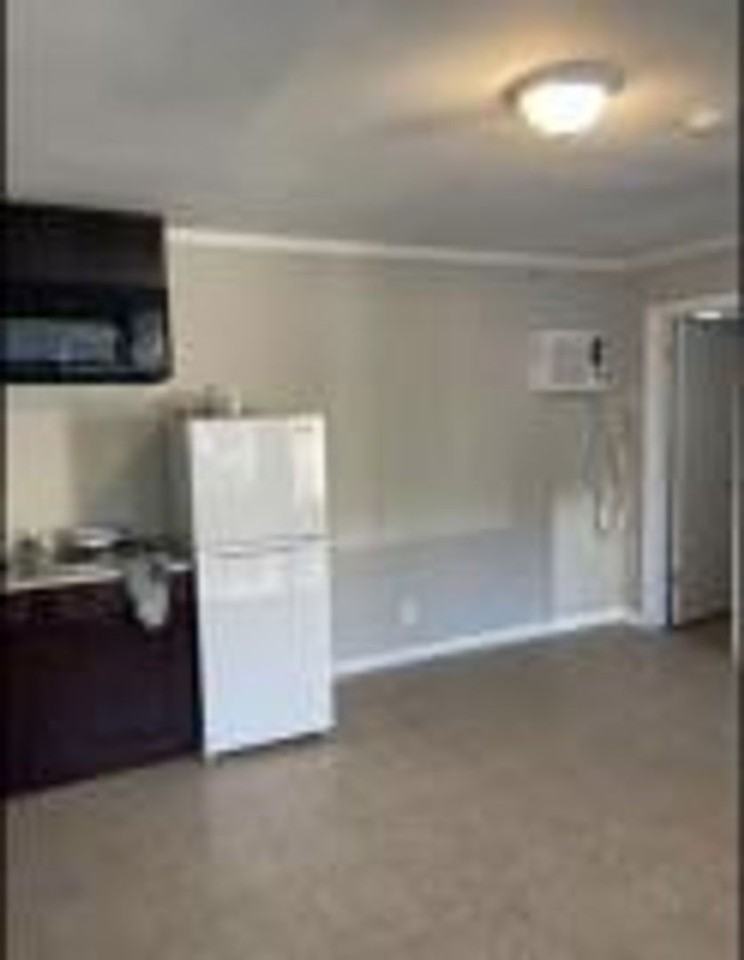 1300 S Lee Hwy - Photo 6 of 10